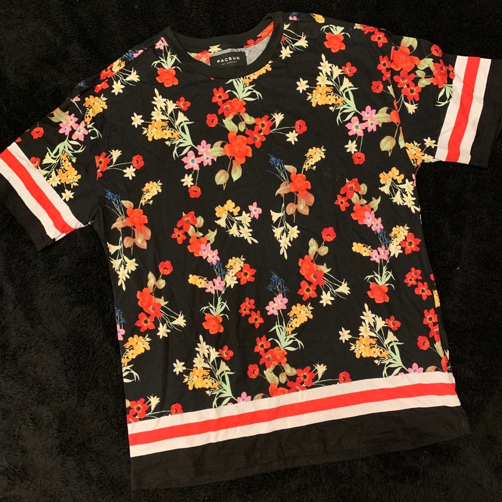PacSun Floral Tshirt